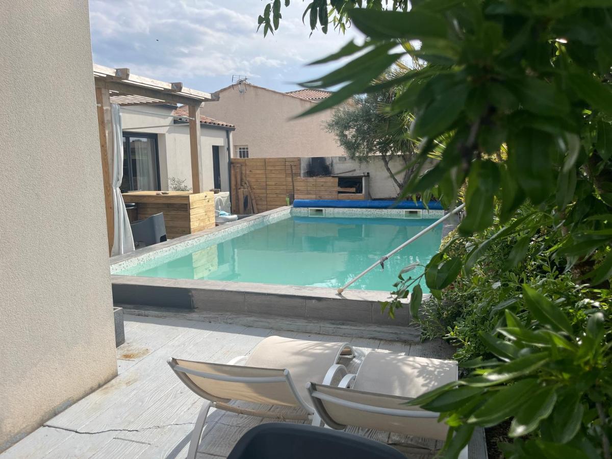 Villa Des Romieux Pinet  Екстер'єр фото